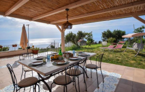 Gorgeous Home In Longobardi With Wifi